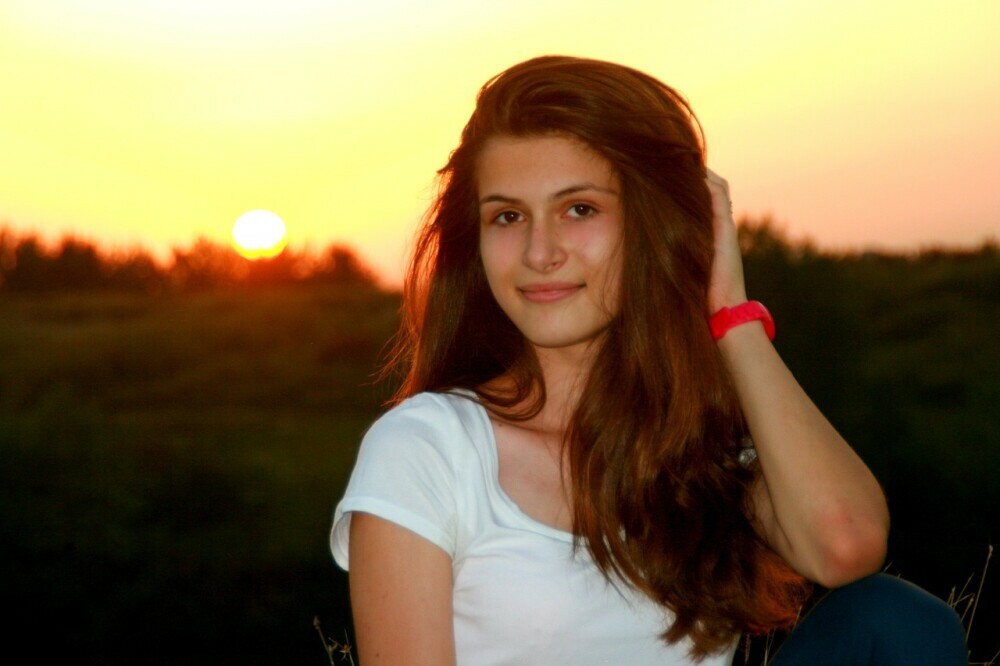 Example of a portrait image with sunset